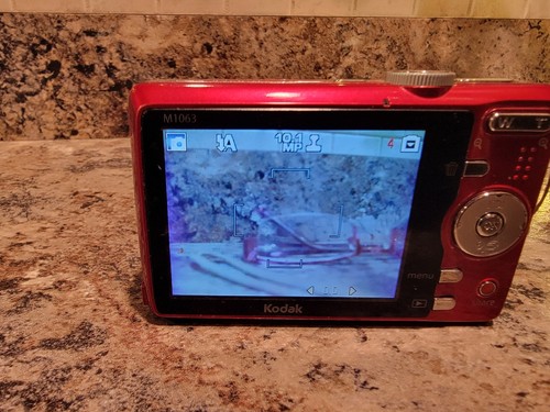 Kodak easyshare m1063 red - m1063,